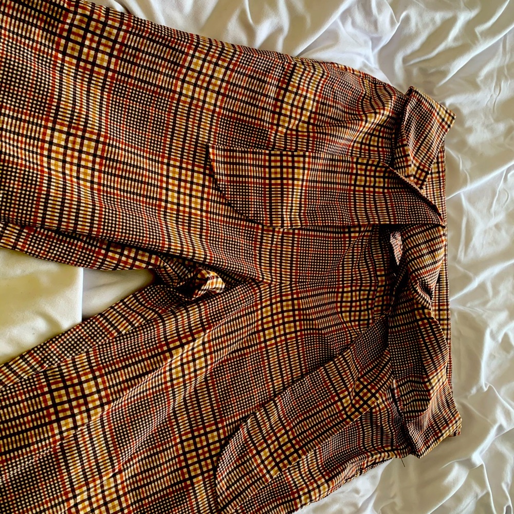 Plaid Capri pants with attached belt